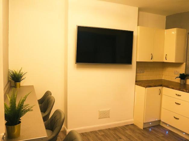 Beautiful 3 Bedroom House * Coventry
