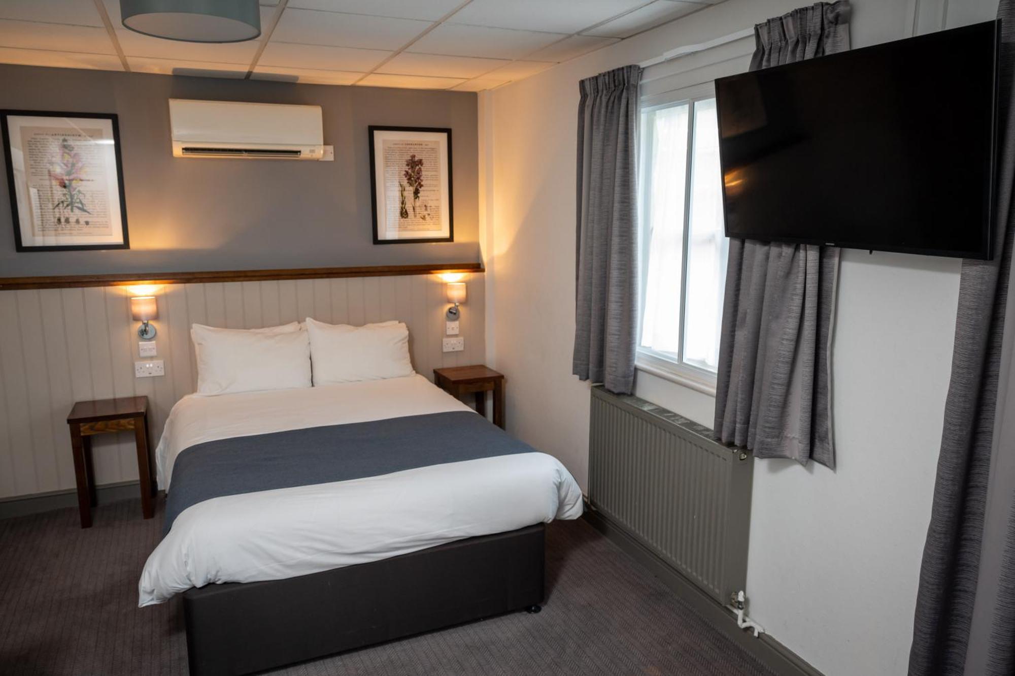 Cocked By Greene King Hotel Coventry