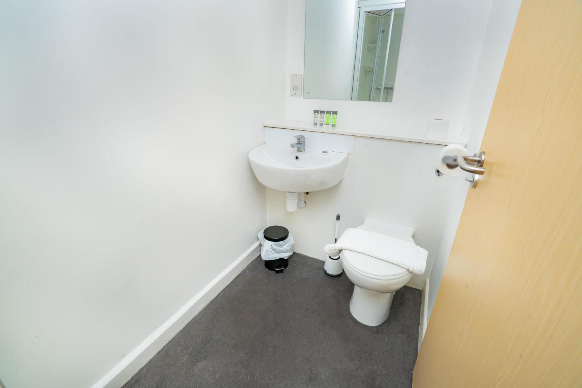 Budget With Kitchen Coventry