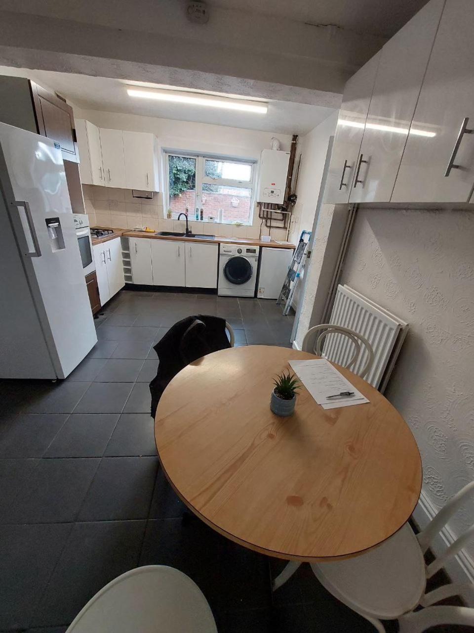 Guest house Lindi Coventry