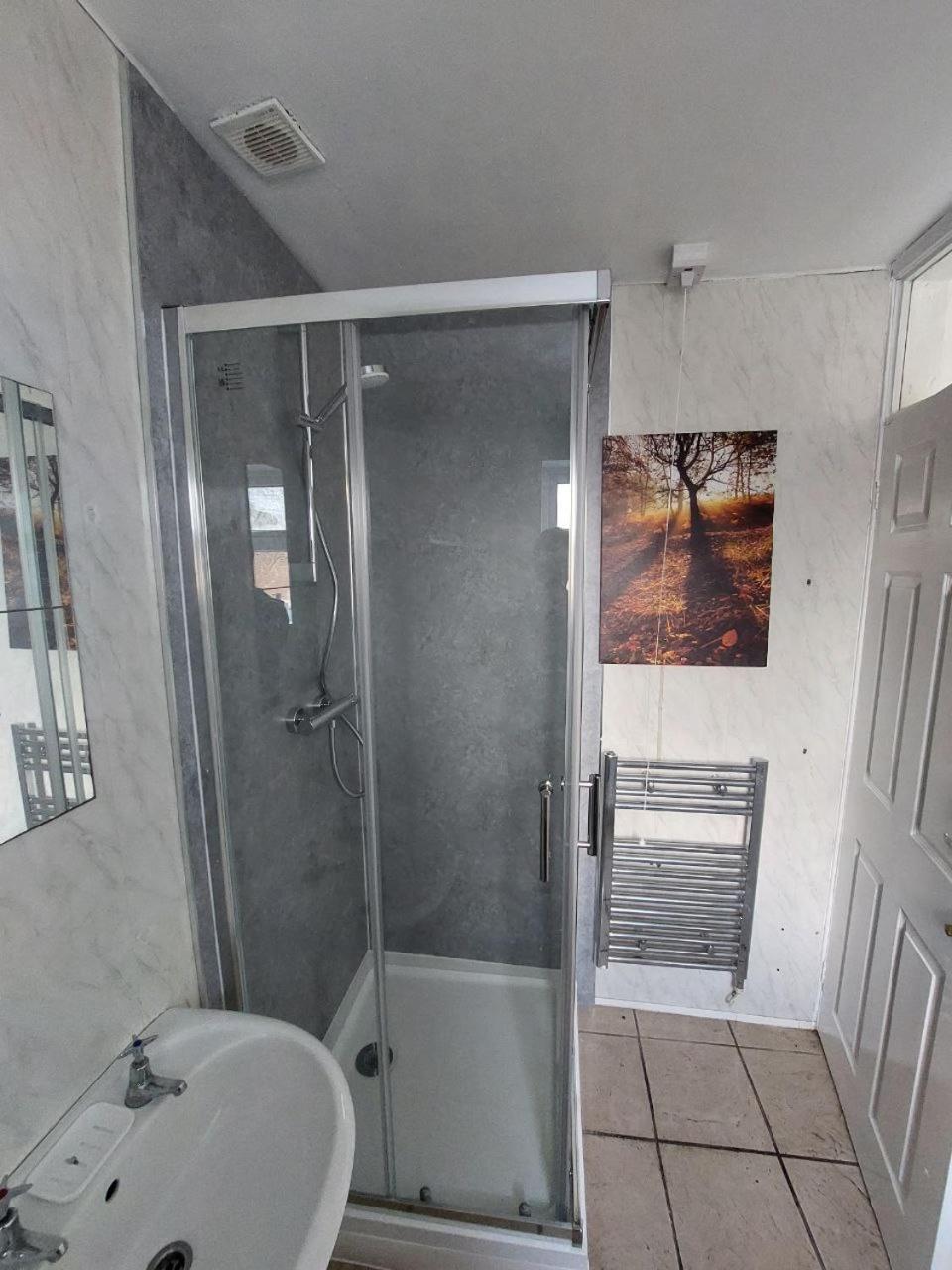 Lindi Guest house *