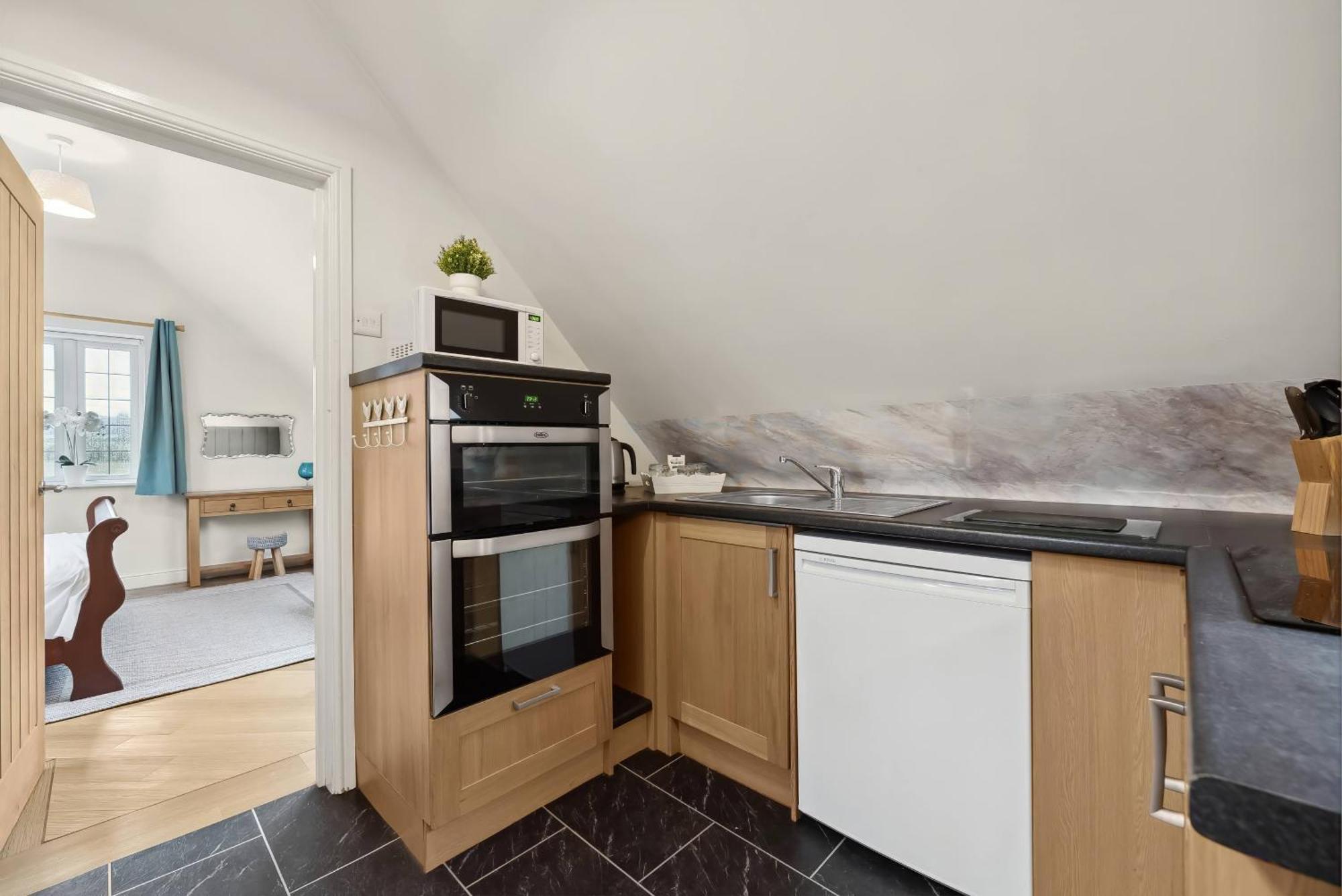 Beautiful Country Apartment, Rated Exceptional Apartment