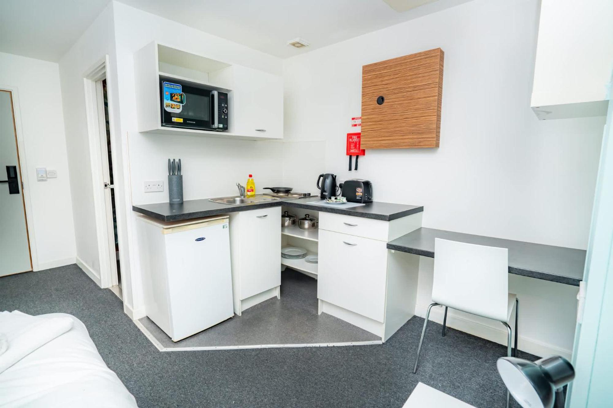 Lovely Budget Apartment Coventry