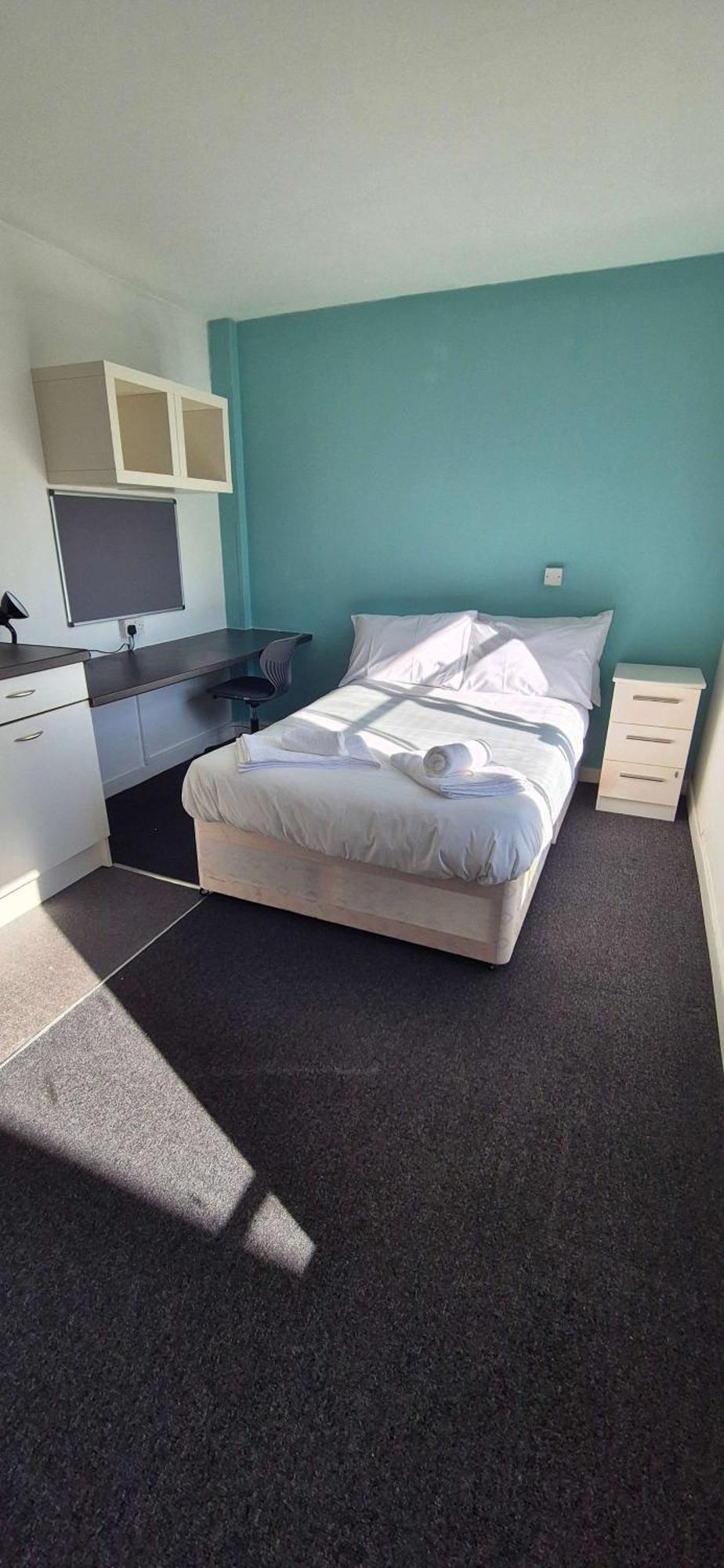 Fantastic Budget In Centre Apartment Coventry
