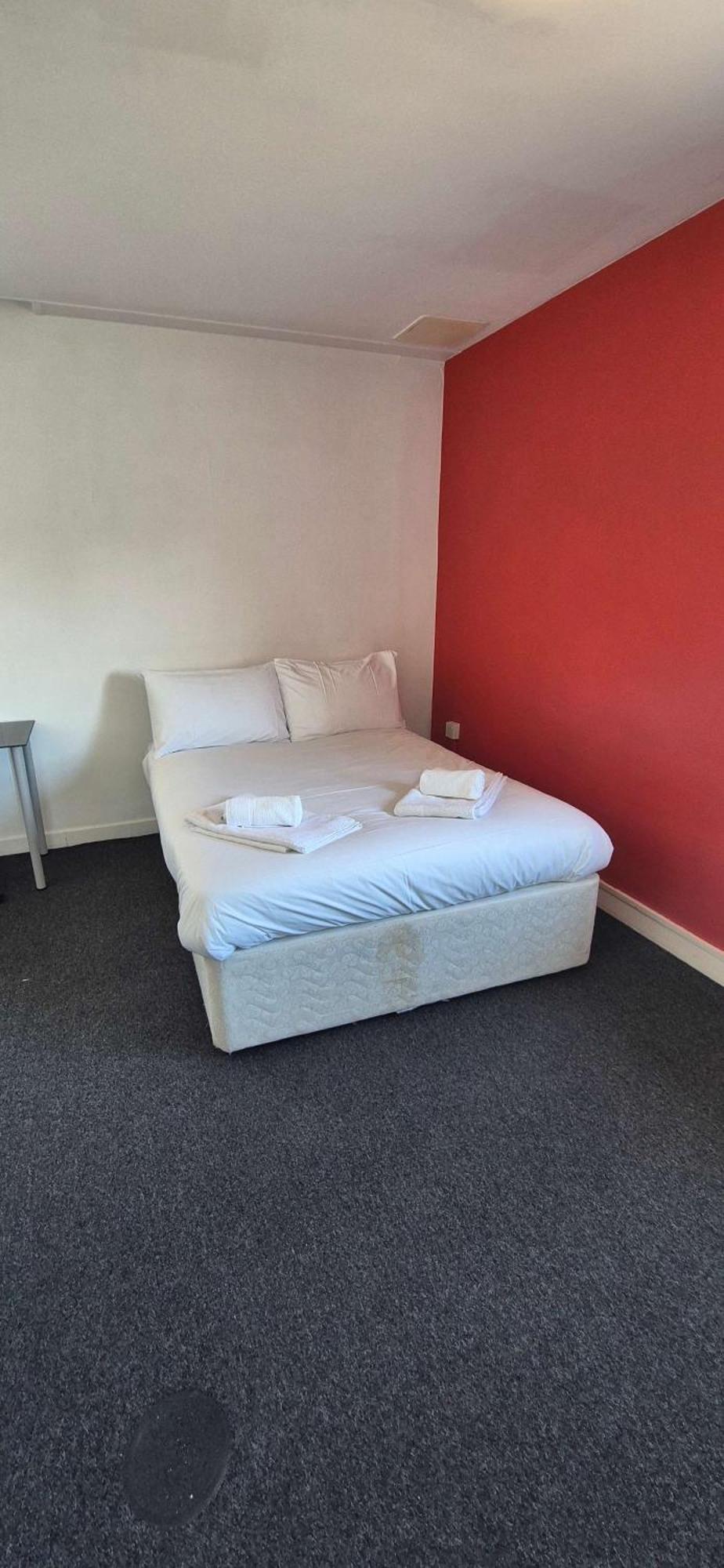 Lovely Budget In Centre Apartment Coventry