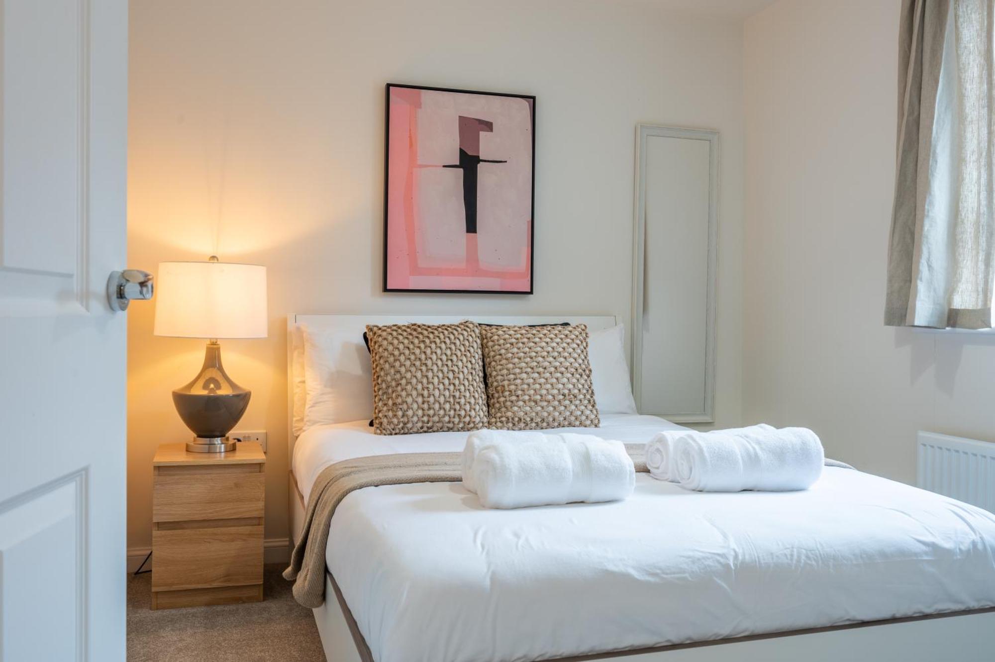 Close To Warwick - Clover Way By Ty Sa Guest house Coventry