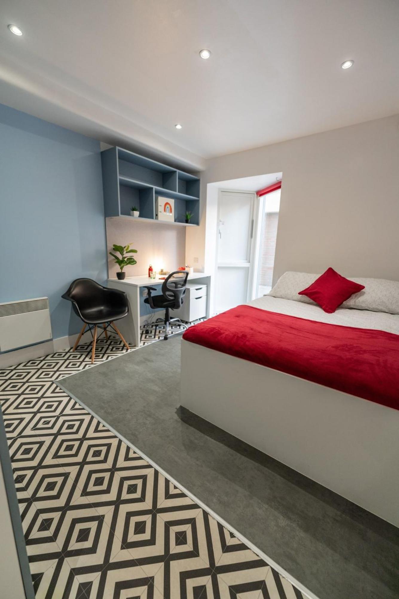 Apartment Modern And Trendy At Sherbourne Village In