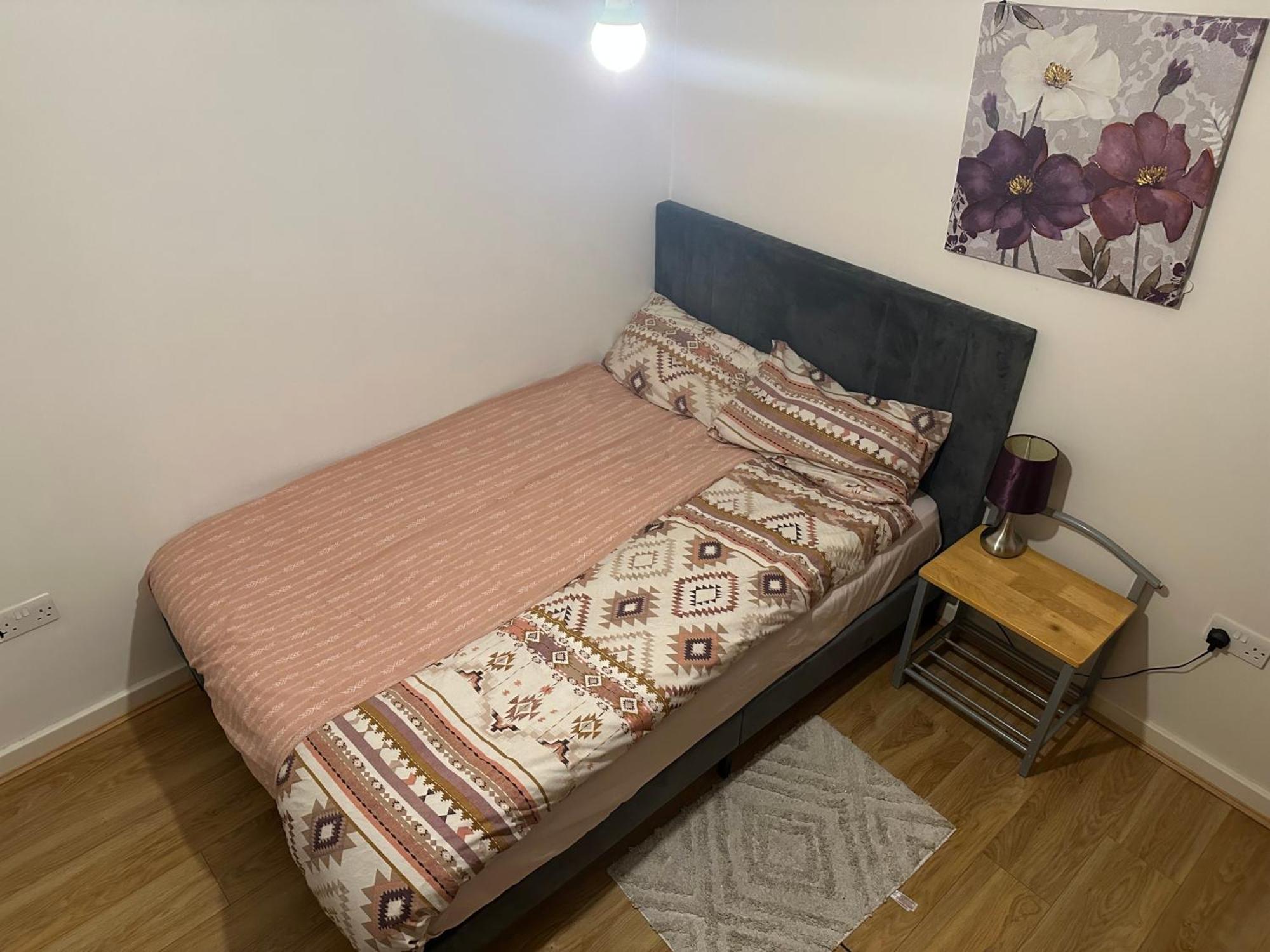 Apartment Cozy-citycentre-1bedroom-1bathroom-wifi