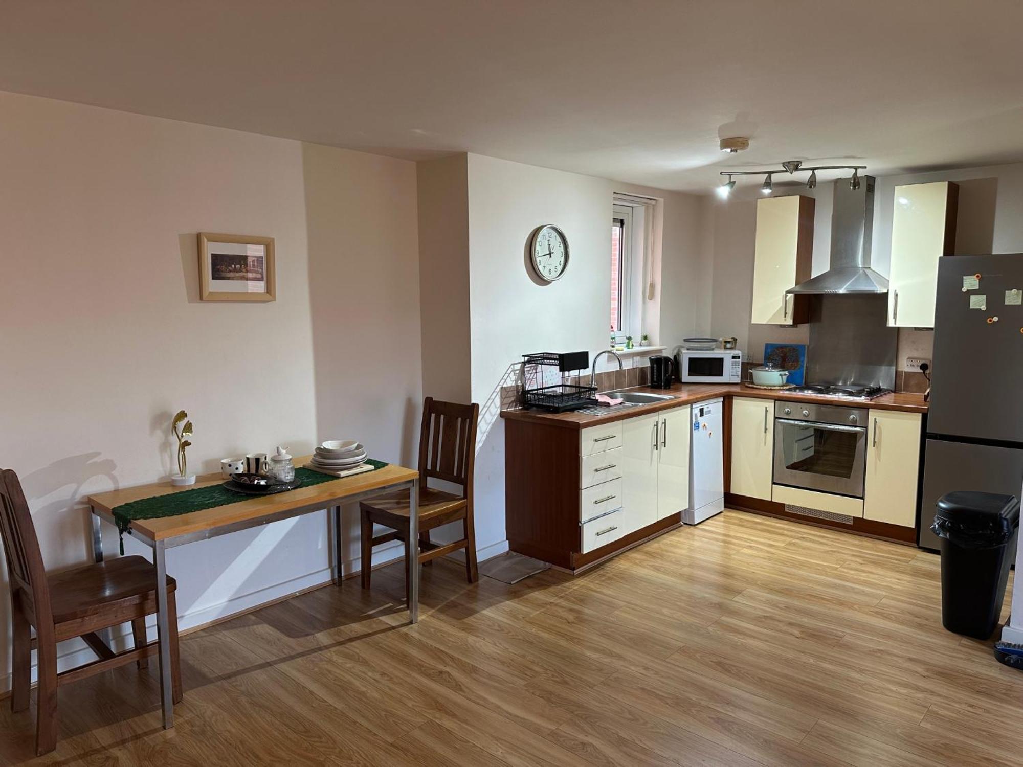 Cozy-citycentre-1bedroom-1bathroom-wifi Apartment