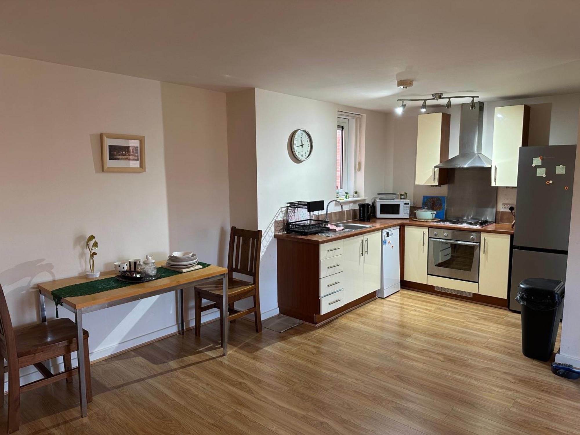 Apartment Cozy-citycentre-1bedroom-1bathroom-wifi