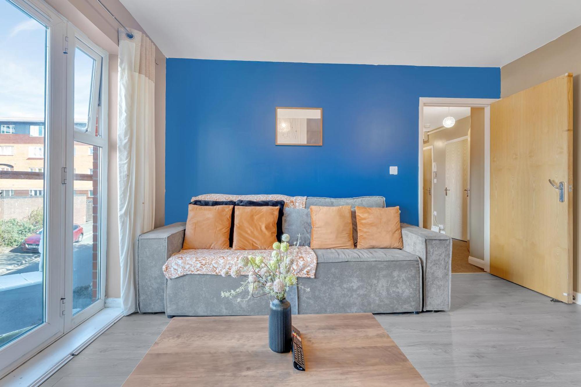 The Breeze Apartment
