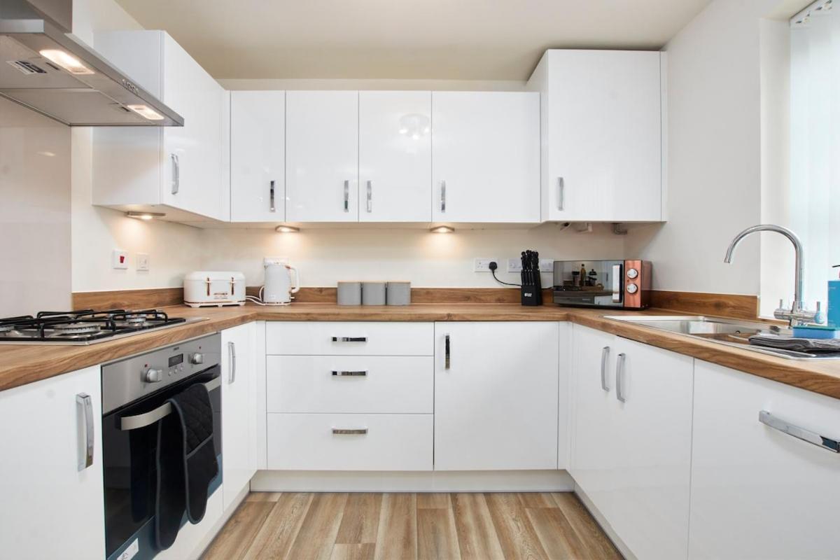Perfect 3br House Sleeps 9