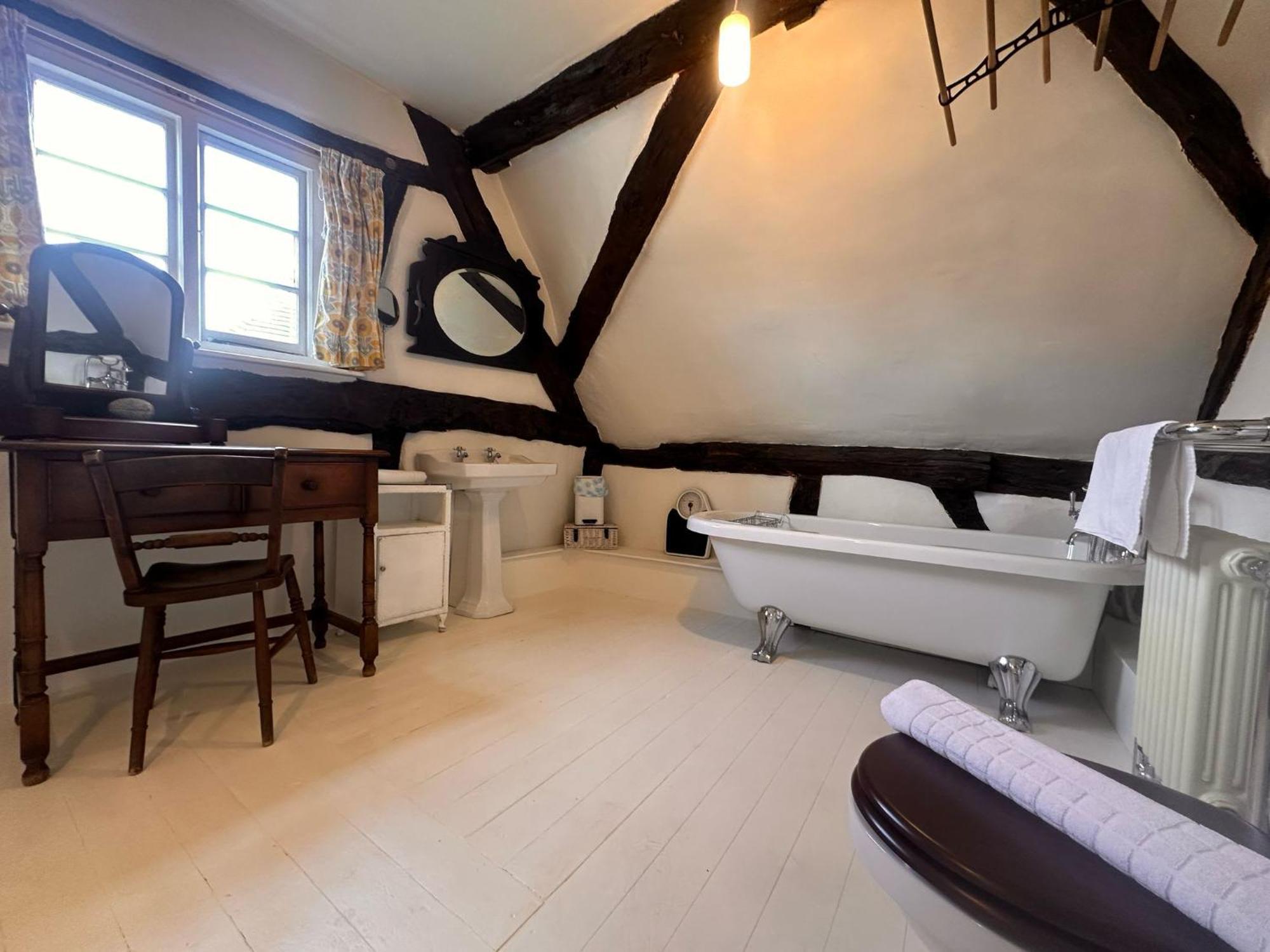 Grade Ii Listed In Berkswell, Close To Nec & Bhx