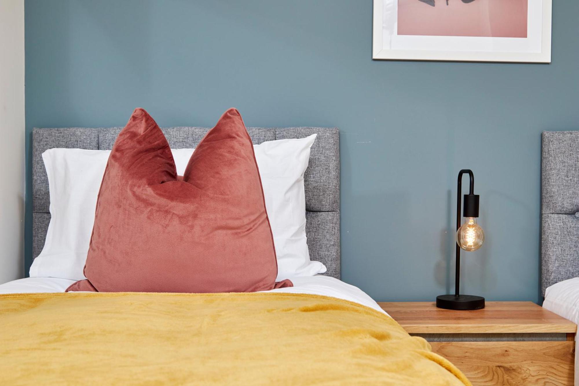 Perfect 3br House Sleeps 9 *