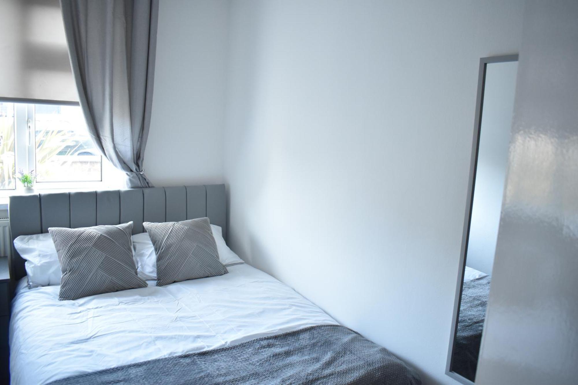Spacious 2 Bed Flat * Coventry