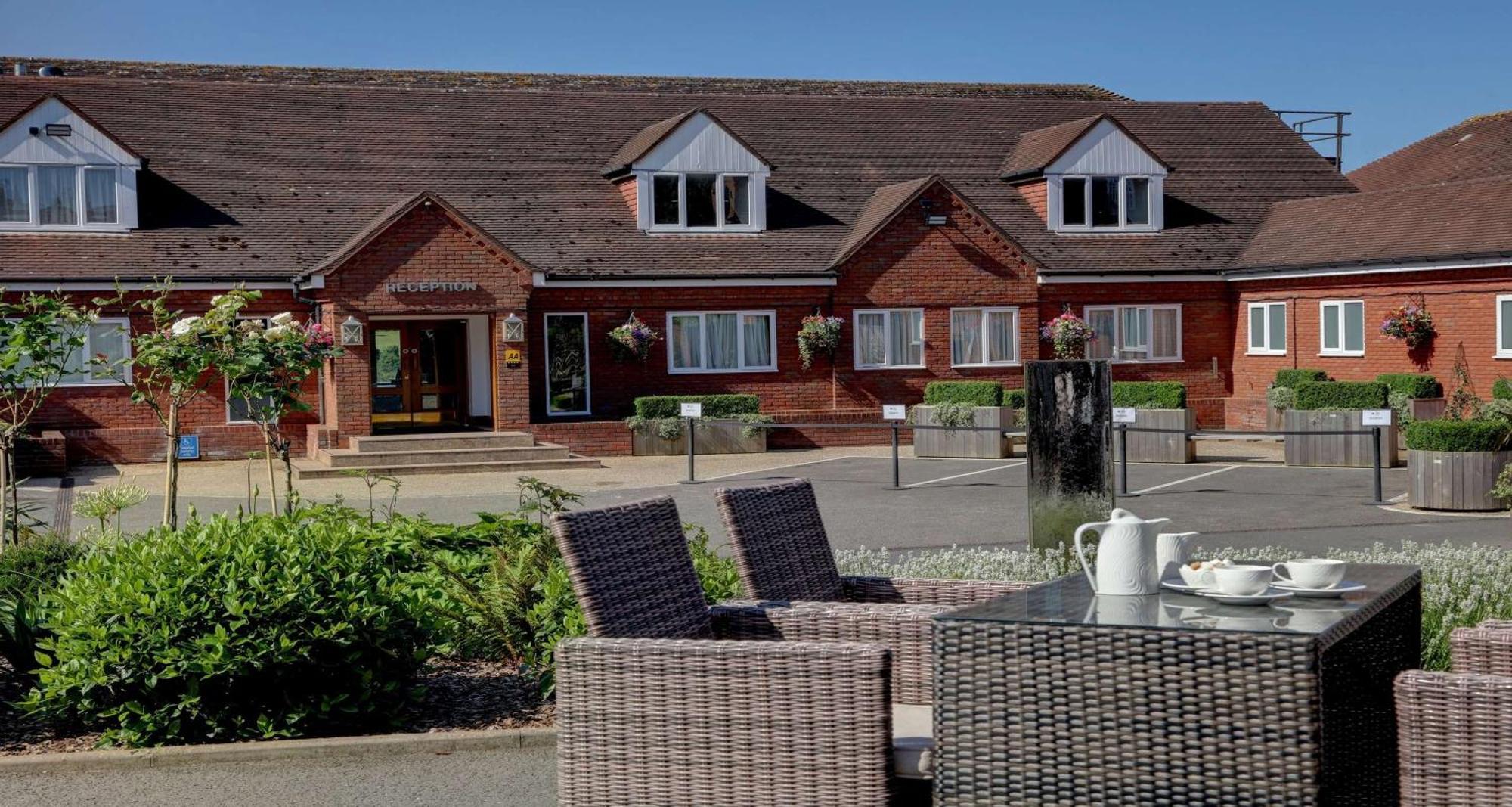 Windmill Village Hotel, Golf Club & Spa, Bw Signature Collection Coventry
