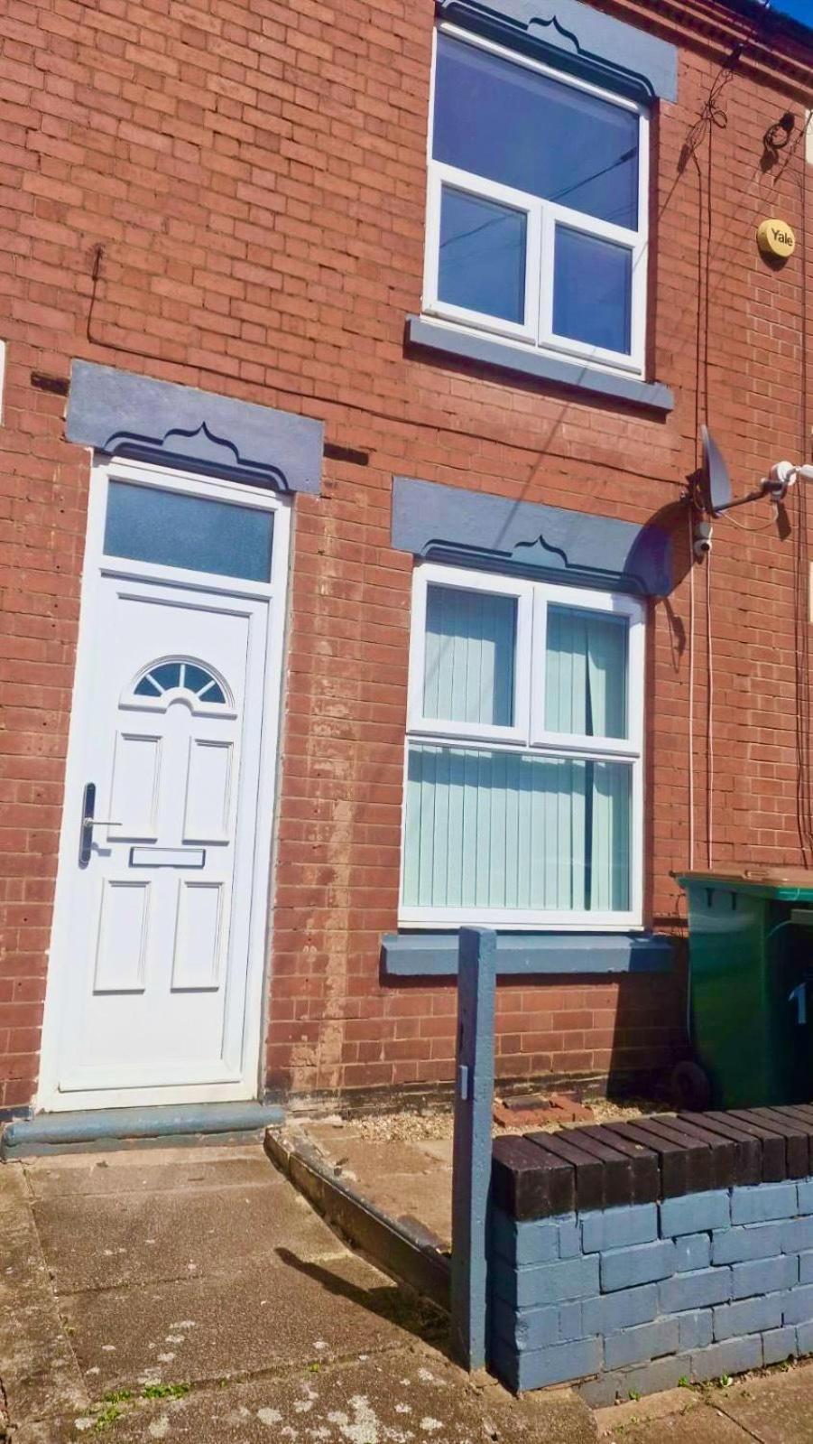 3bed Terraced House Cv5