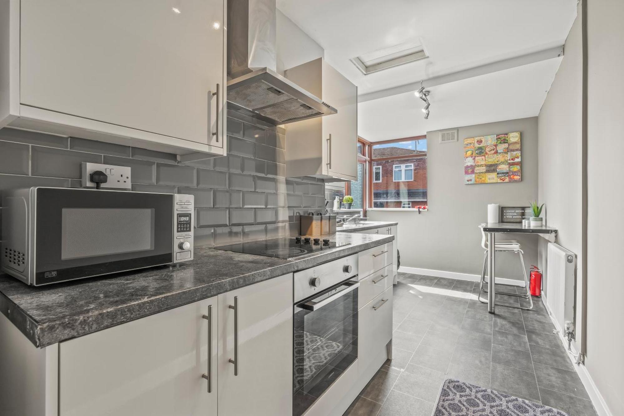 Spacious 4-bedroom In Peaceful Spot