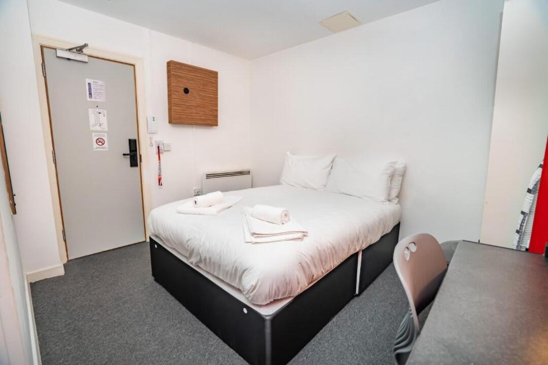 Cosy Budget In Centre Apartment