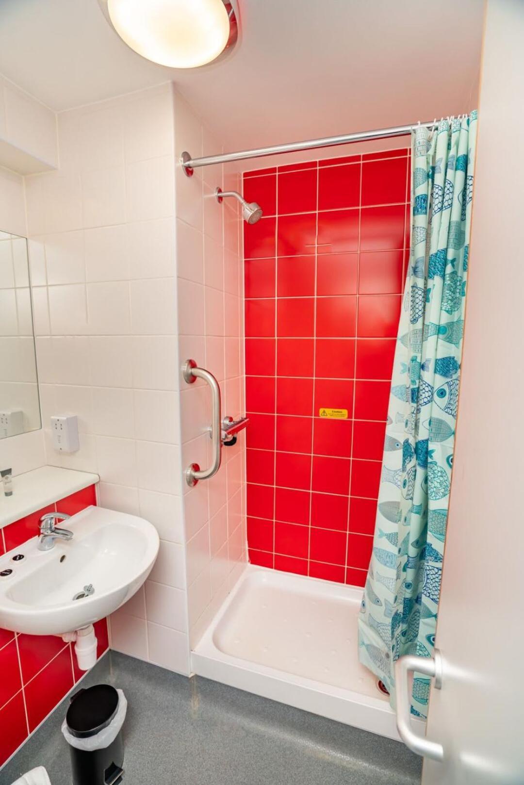 Cosy Budget In Centre Apartment Coventry