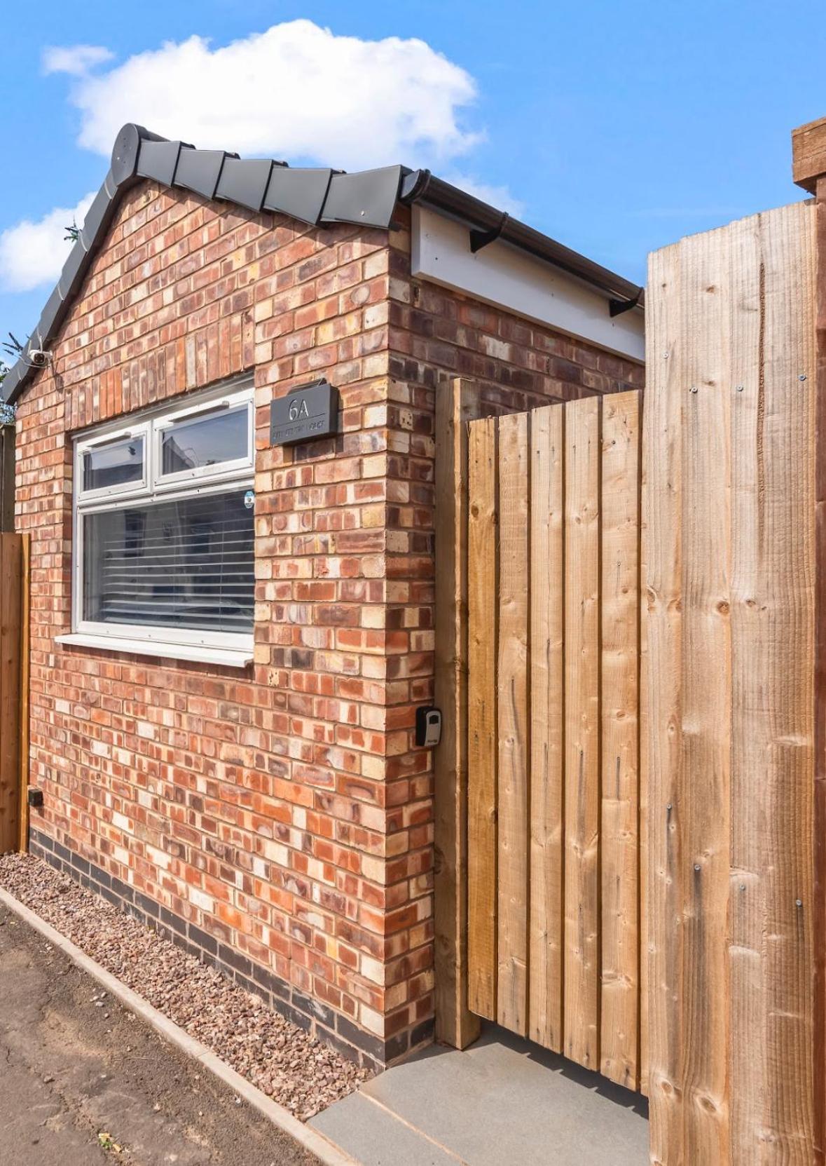 Centre House, Parking With Ev, Free Wifi, Netflix Coventry