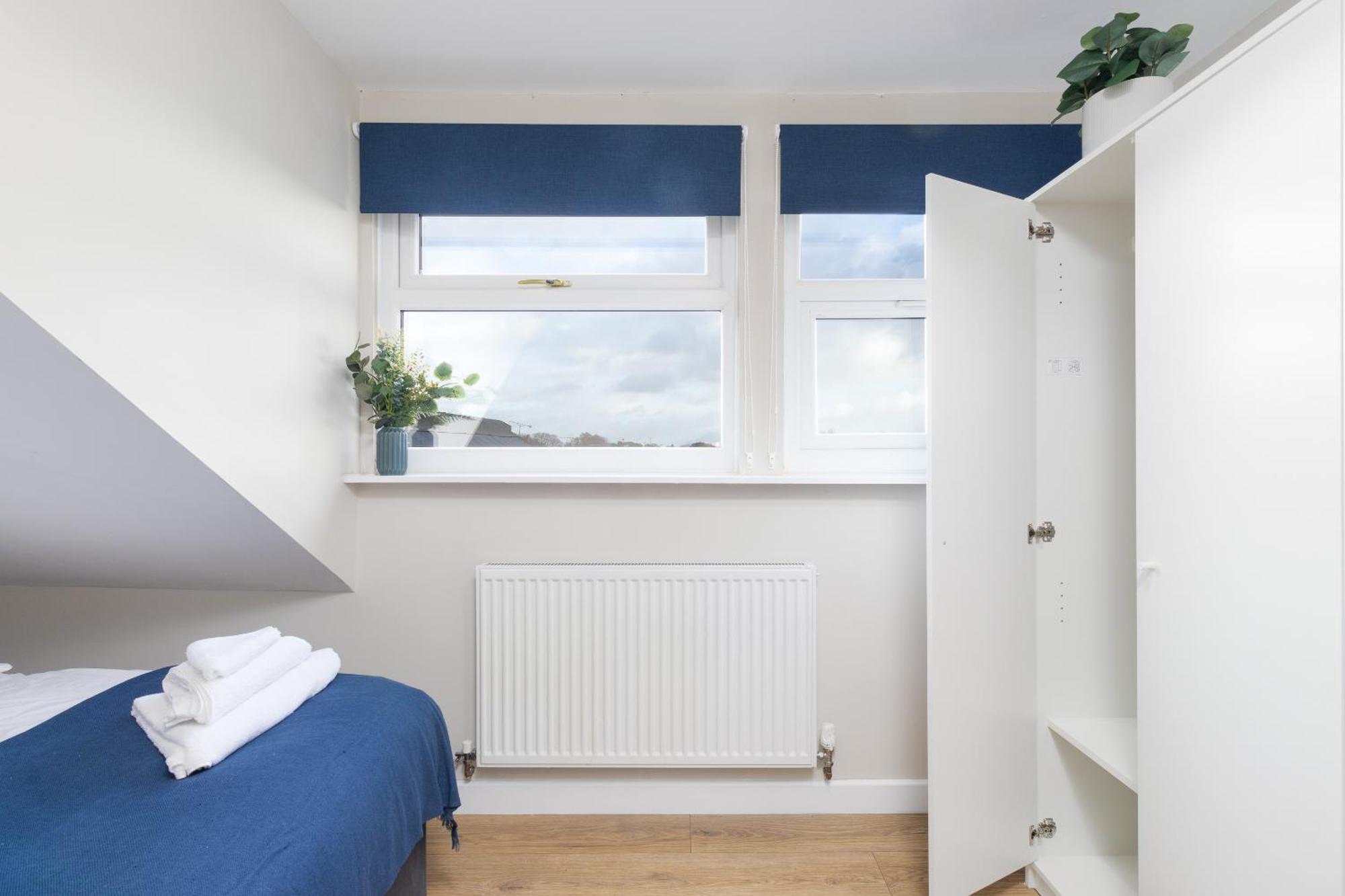 Cosy 2 Bed Free Parking Coventry