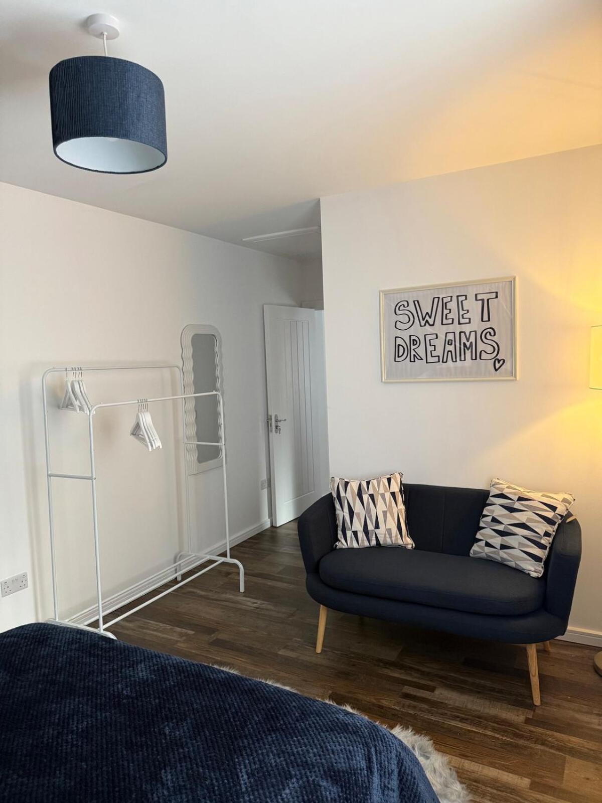 Apartment In The Heart Of *