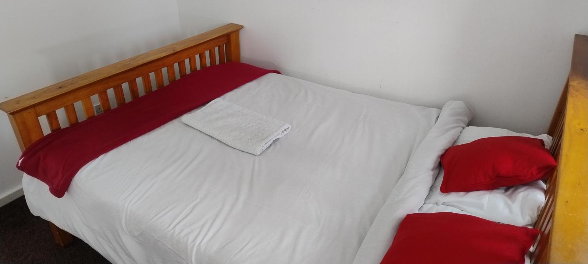 Entire 2 Bedroom With Parking In Coventry, Uk Holiday home