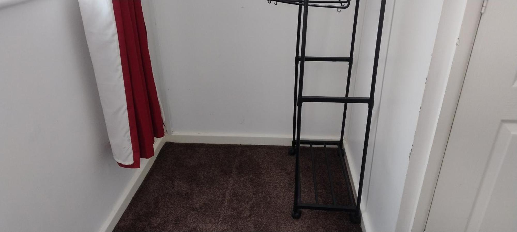Entire 2 Bedroom With Parking In Coventry, Uk * Coventry