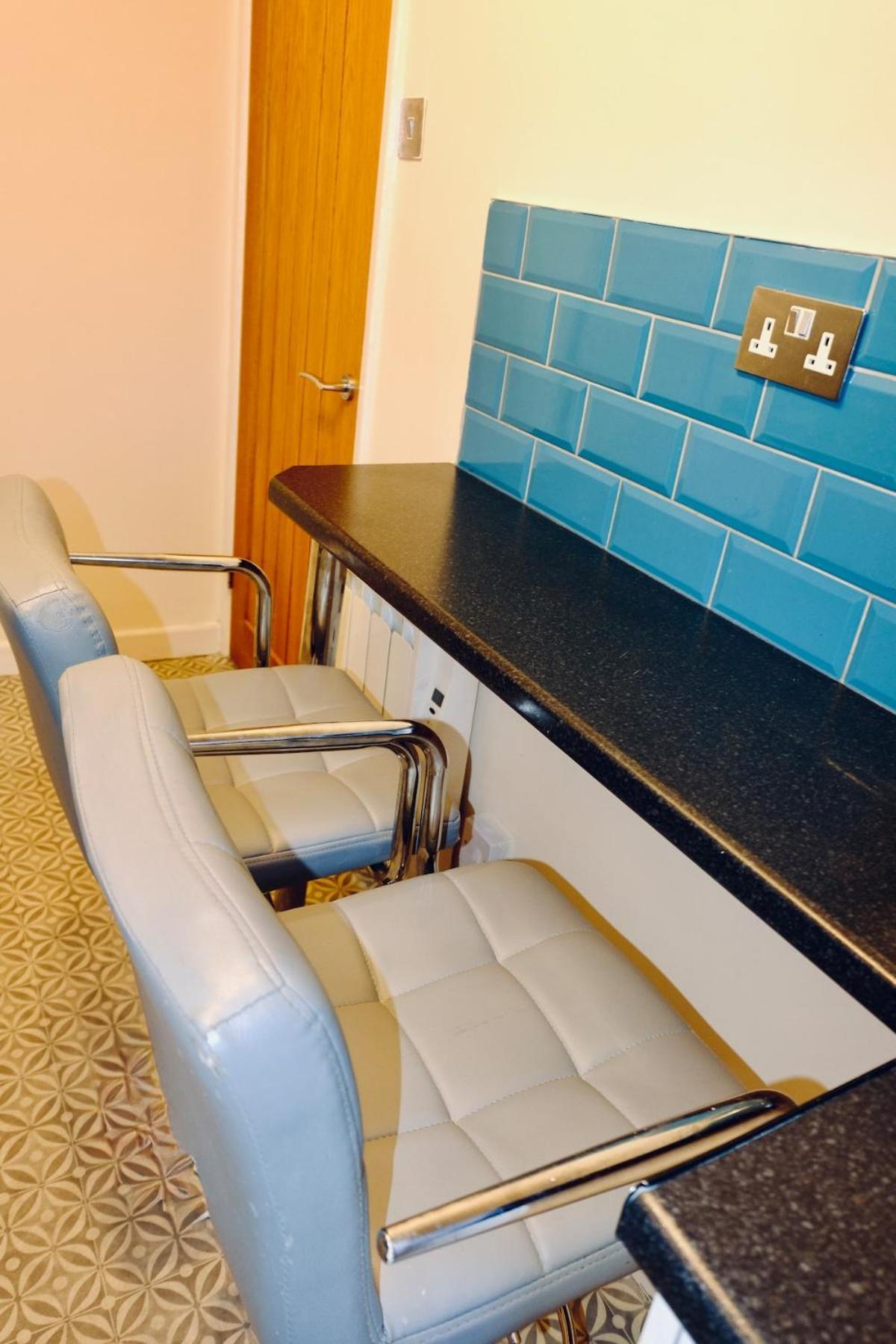 Luxurious 2 Beds Urban Glint By Goo Living * Coventry