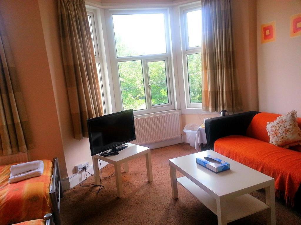Highcroft Guest house Coventry