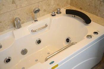 The Allesley 3*
