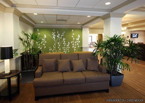 Aston Court Hotel 3*
