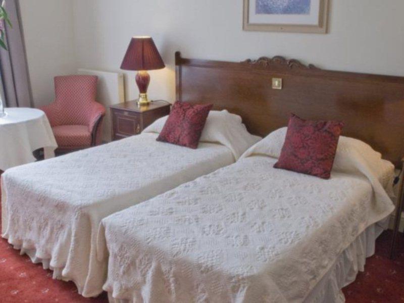 Hotel Royal Court & 3*