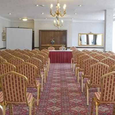 Hill Hotel 3*