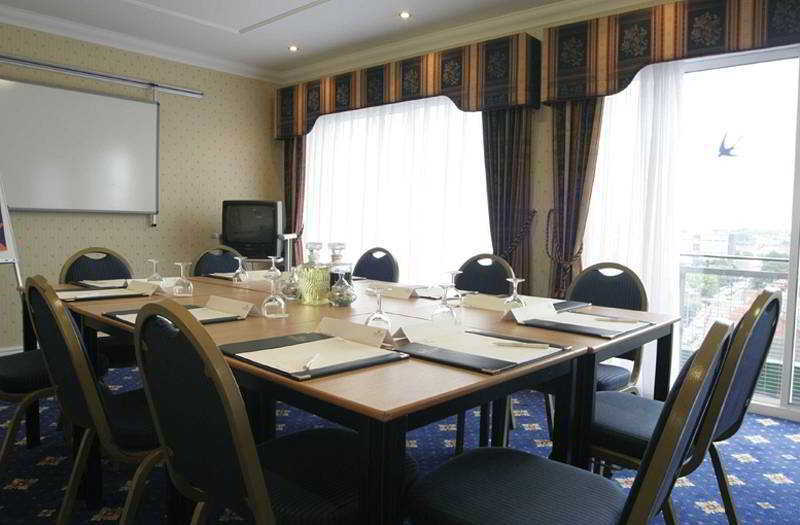 Days By Wyndham City Centre Hotel Coventry