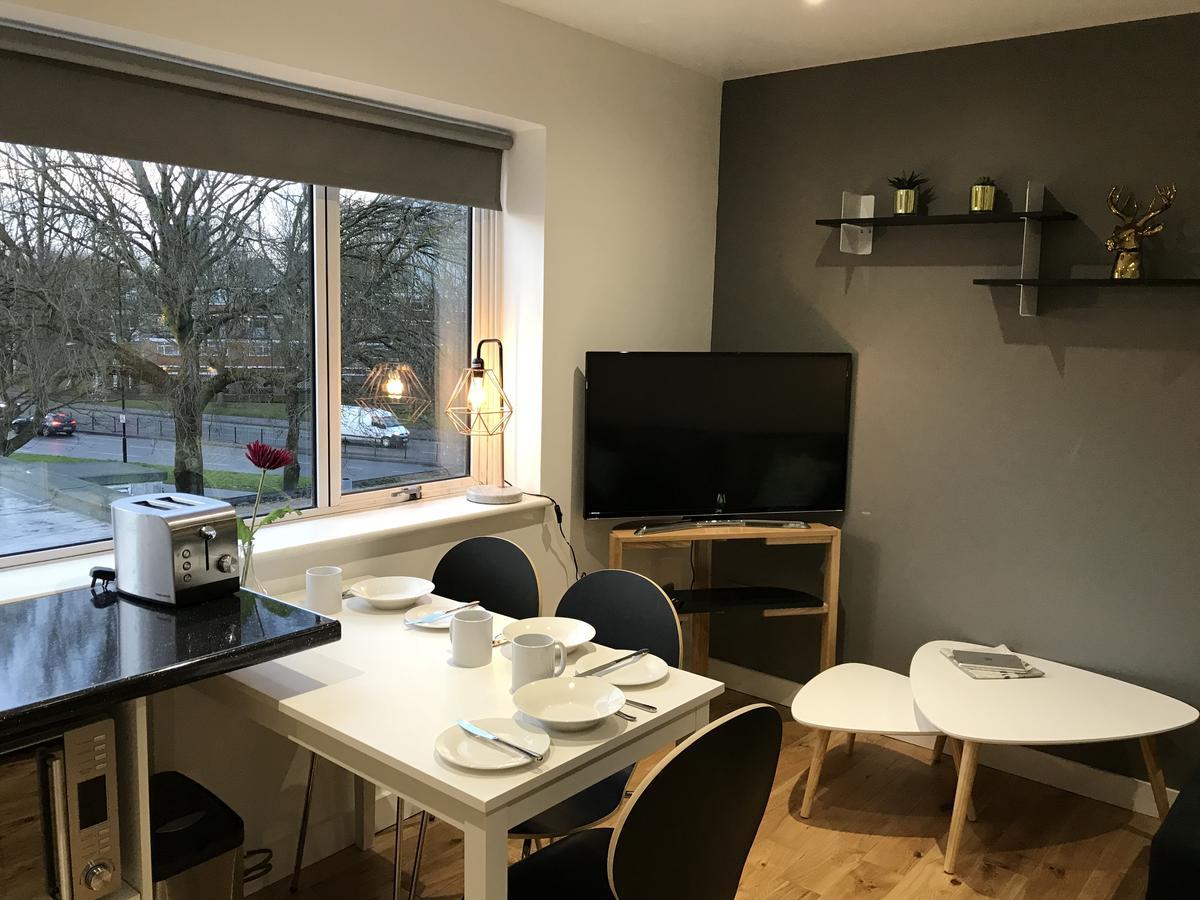 Apartment Mediahub 2