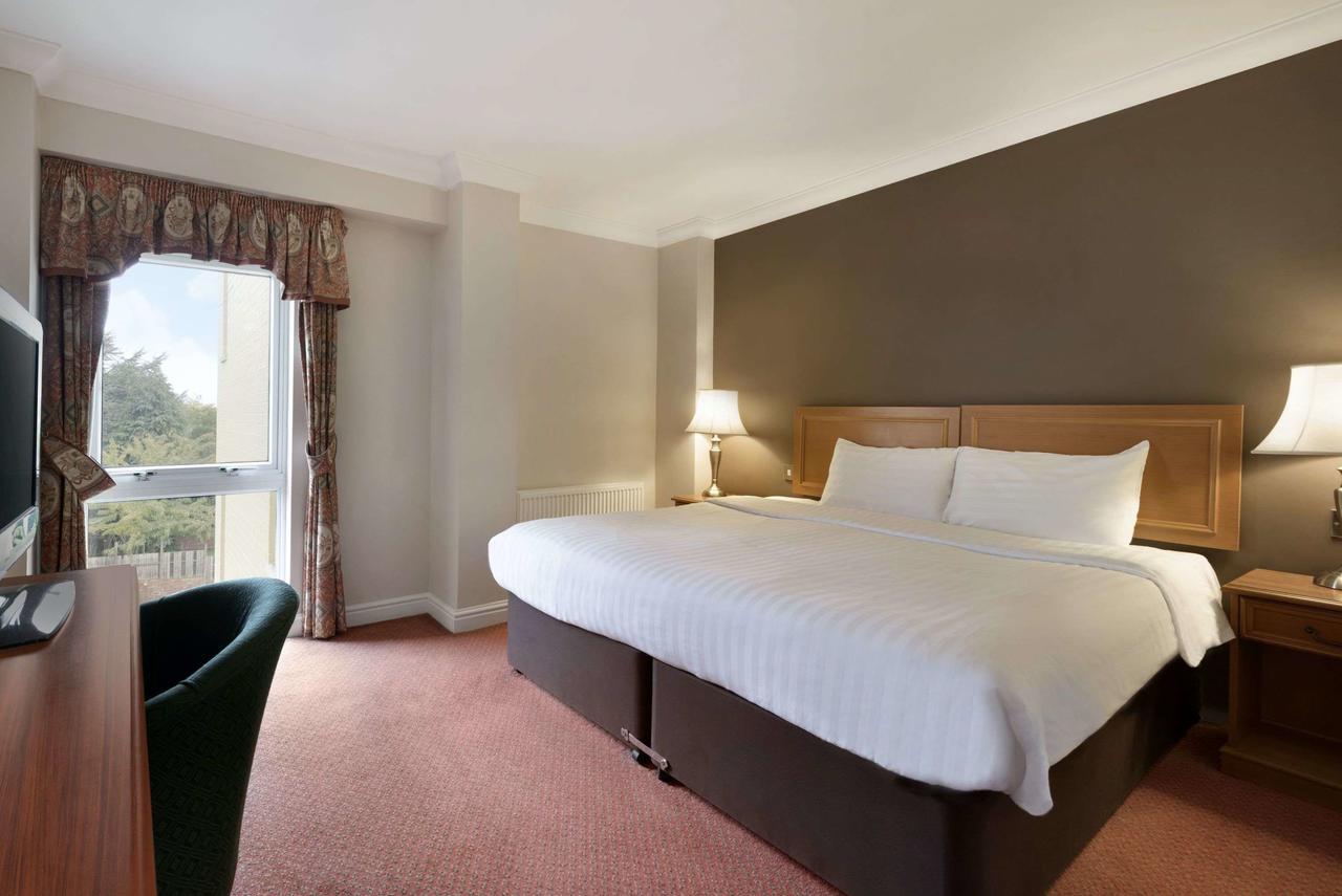 Aston Court 3* Coventry