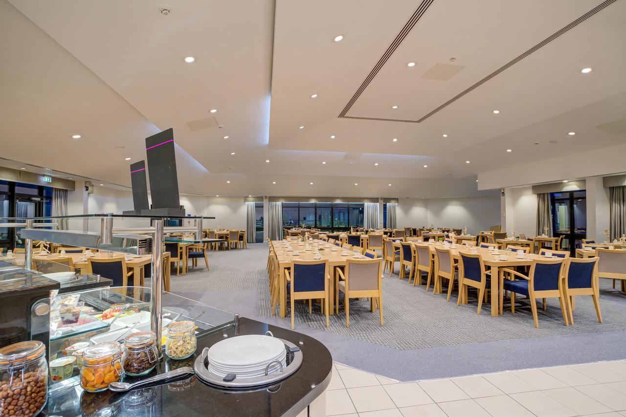 Warwick Conferences - Radcliffe Hotel 4*