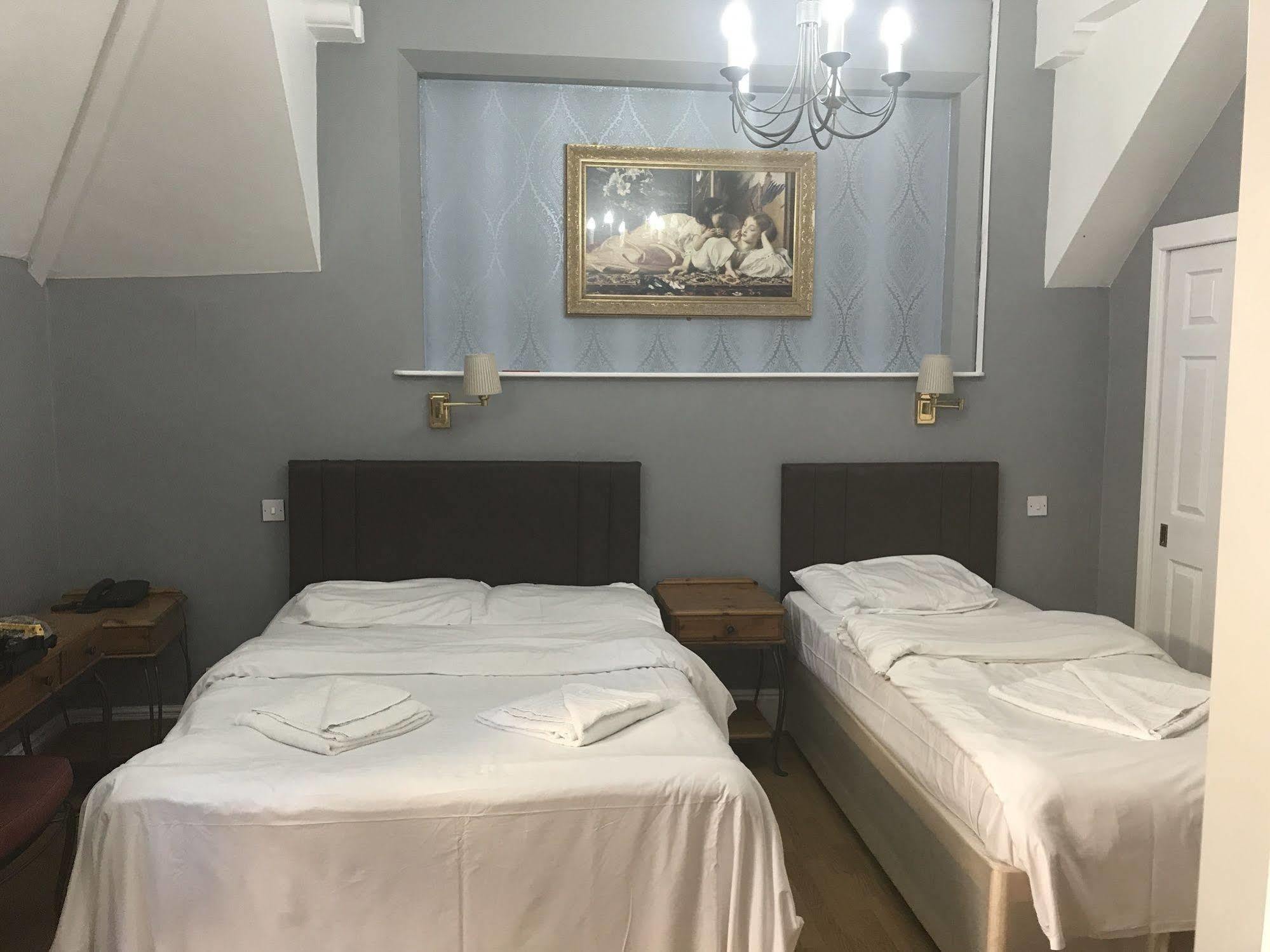Hotel Hylands 2*