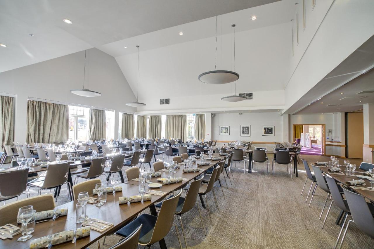 Warwick Conferences - Scarman Hotel 4*