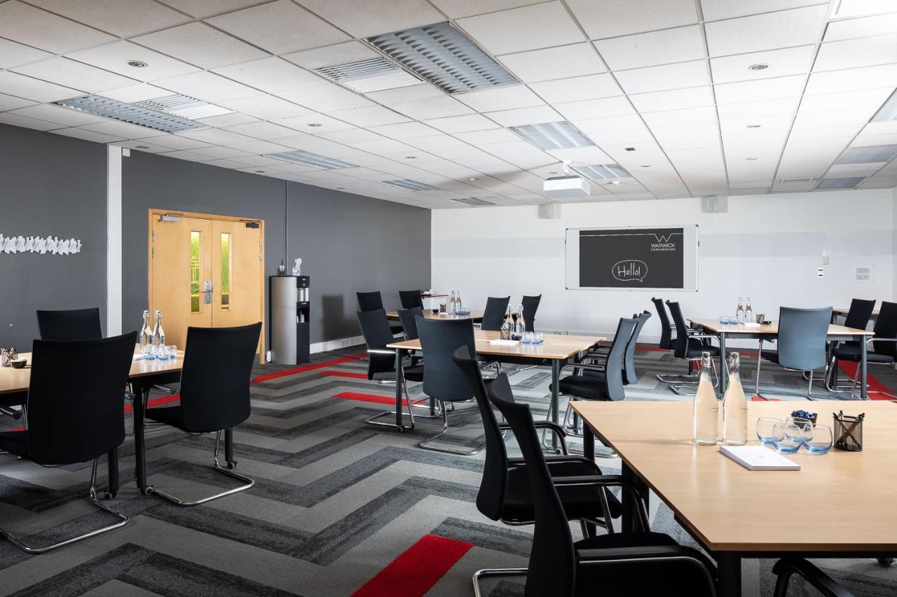 Warwick Conferences - Scarman 4*