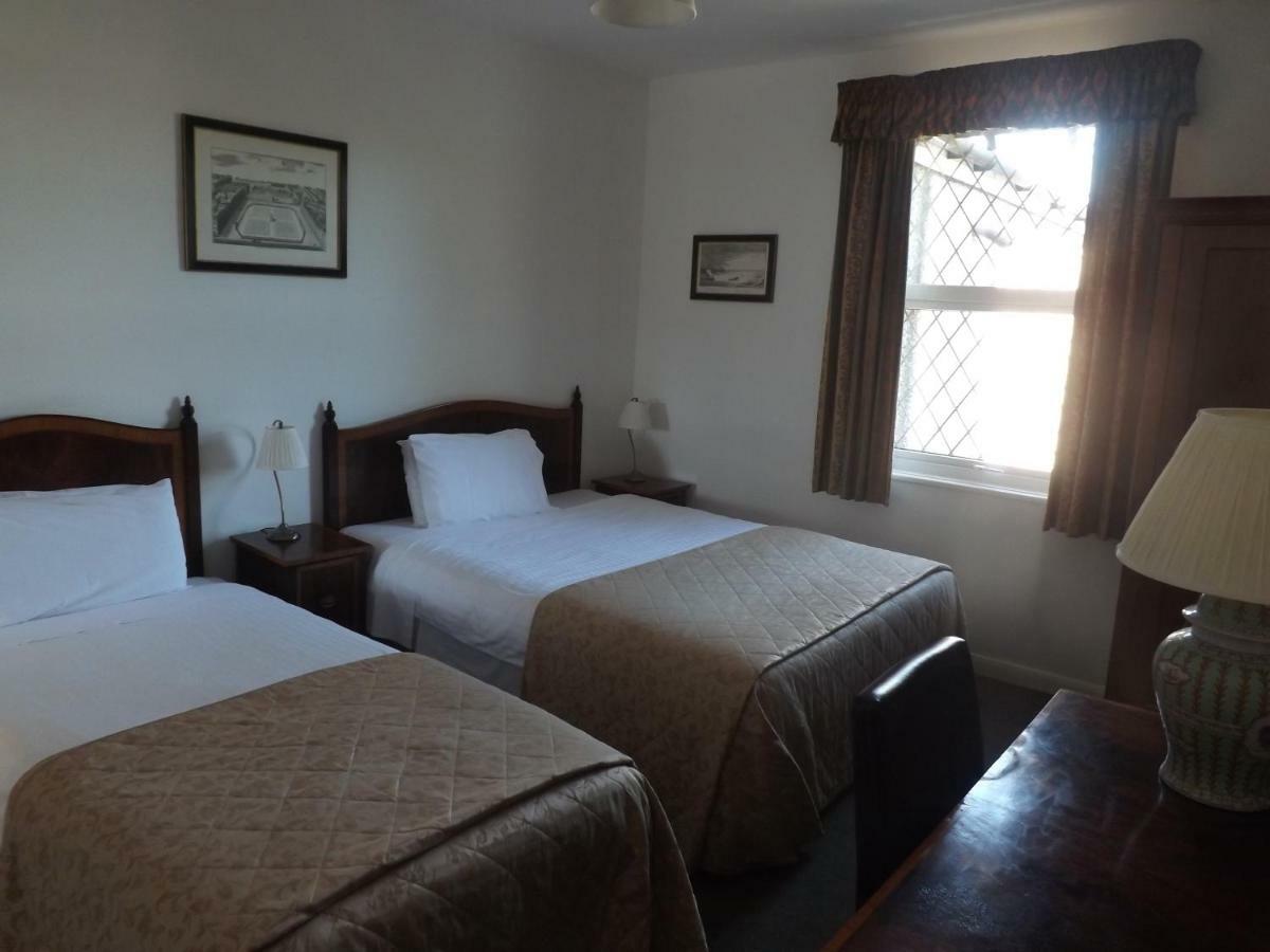 Ashleigh House 3* Coventry