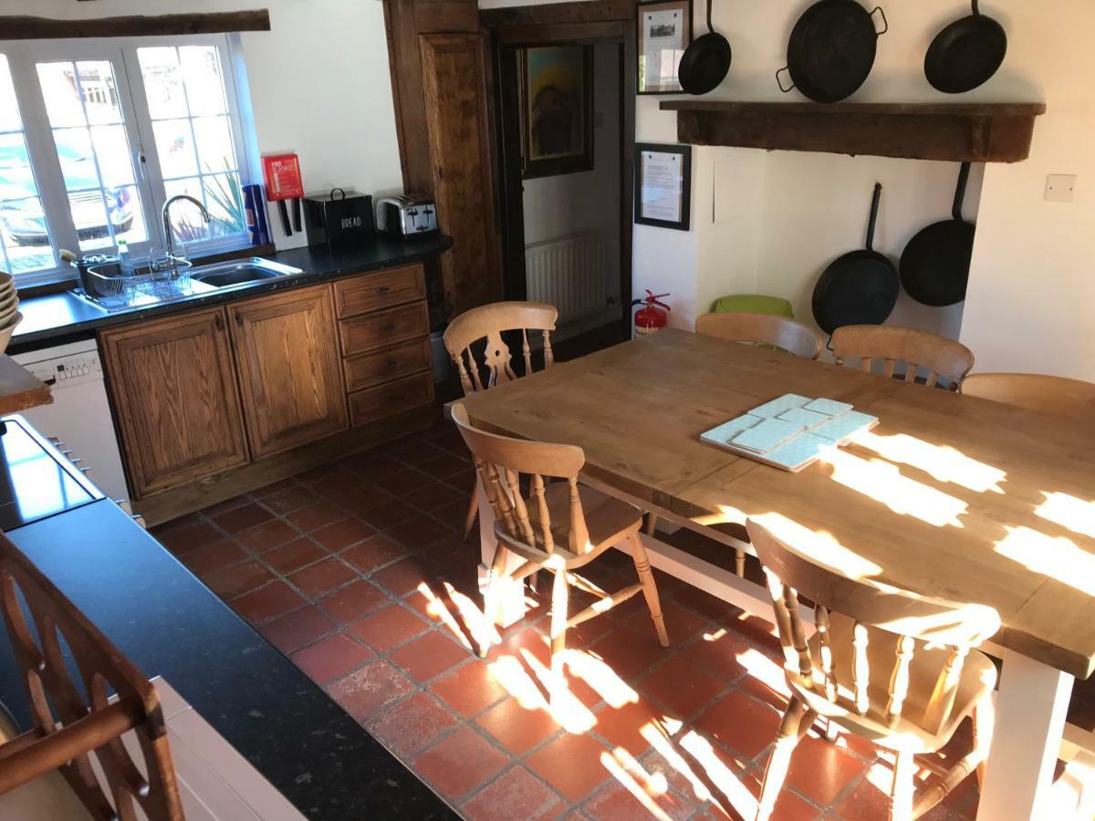 The Farmhouse * Coventry