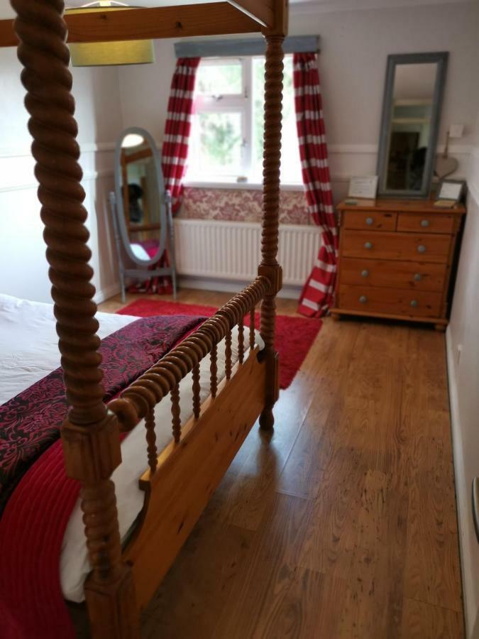 Freshly Made Sleeps 6 *