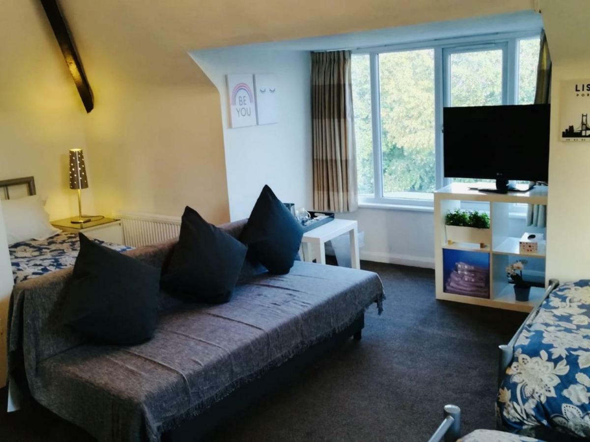 Guest house Highcroft 3*