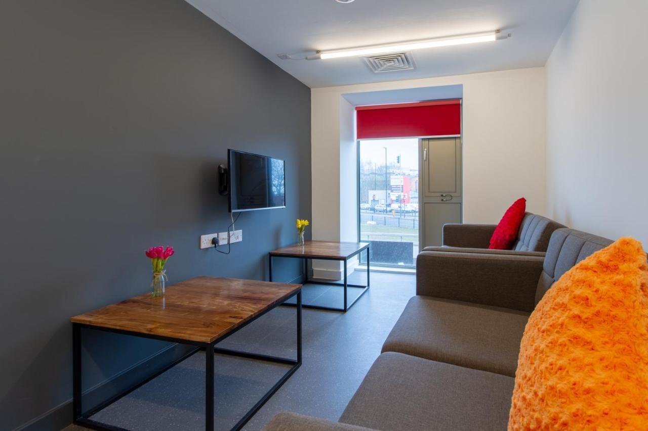 En & Studios, - Sk Guest house *