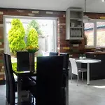 Stunning & Spacious Family Home. Midlands Location