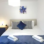Cosy Family Home - Coventry City Centre - Entire House