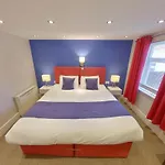 City Retreat - 1-Bed Apartment In Coventry City Centre